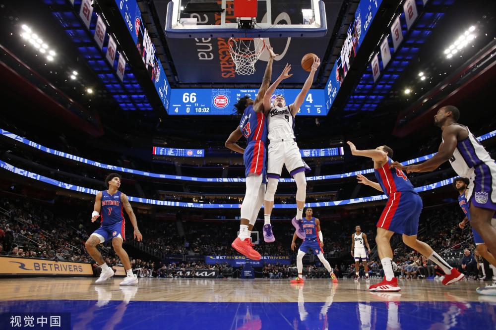 正以蓬勃的 正以蓬勃的