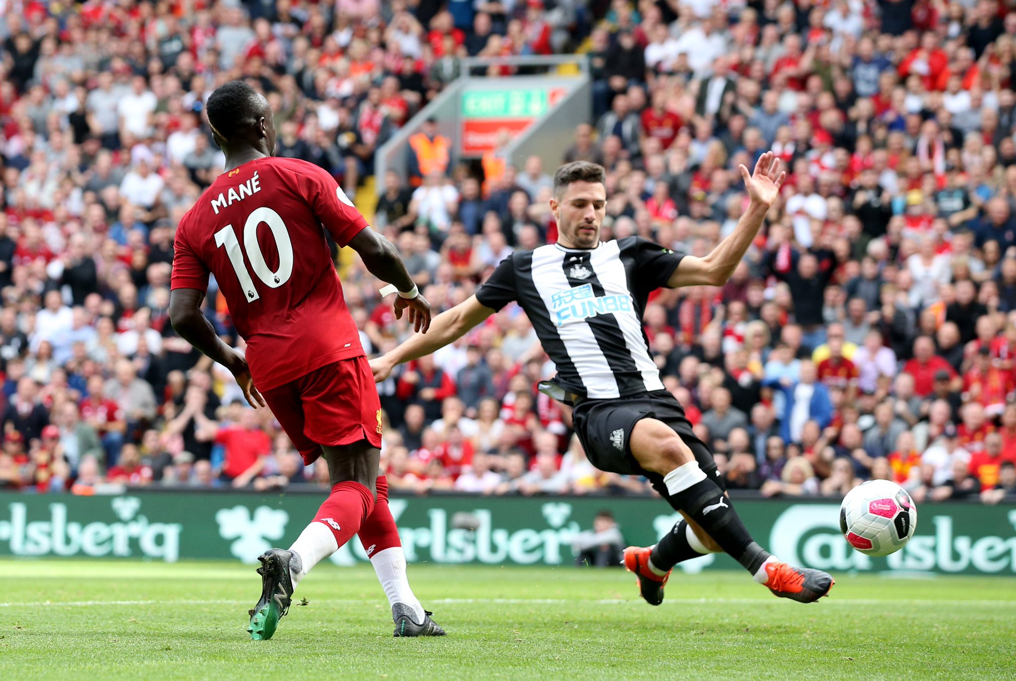 来出现在英 来出现在英