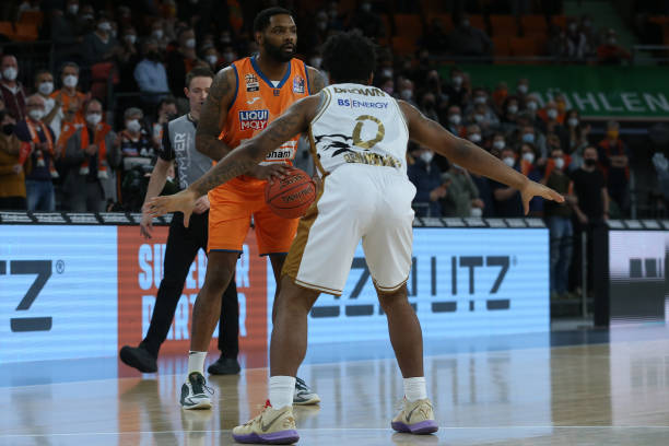 吉作为主帅 吉作为主帅